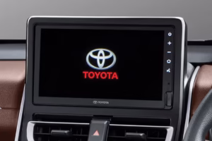 toyota-innova-zenix-touch-screen-173652