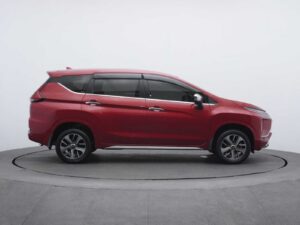 Mitsubishi Xpander Red 2018 Right Side